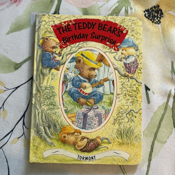 Vintage The Teddy Bear’s Birthday Surprise Book - Picture 1 of 4